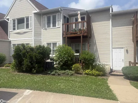 701 E Lowe #323 Fairfield IA 52556