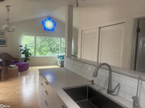 701 E Lowe #323 Fairfield IA 52556