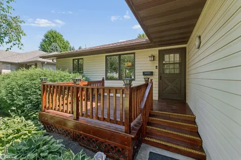 1009 15th Street SE Mason City IA 50401
