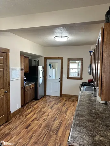 1452 SE 2nd Street Mason City IA 50401
