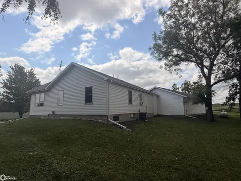 4879 120th Street Thornton IA 50479