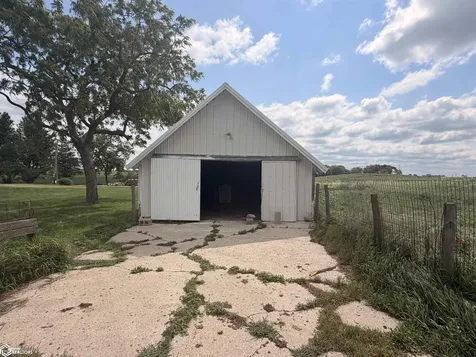 4879 120th Street Thornton IA 50479