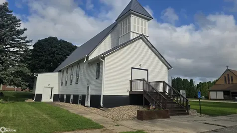 226 S Monroe Street Thompson IA 50478