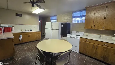 226 S Monroe Street Thompson IA 50478