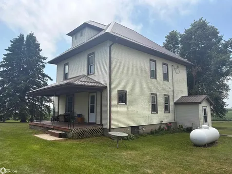 17859 Oo Avenue Iowa Falls IA 50126