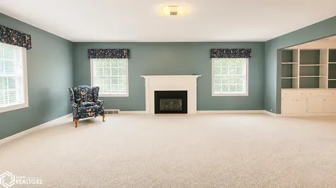 206 N 1st Avenue E Lake Mills IA 50450