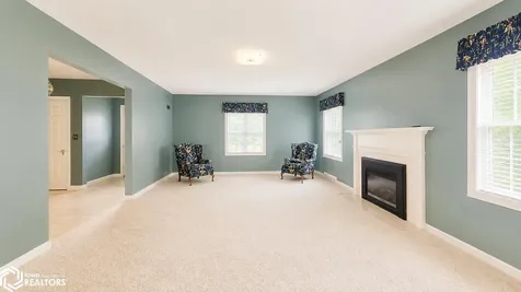 206 N 1st Avenue E Lake Mills IA 50450