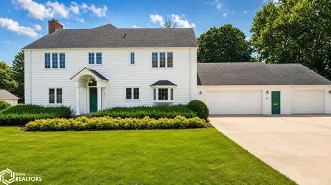 206 N 1st Avenue E Lake Mills IA 50450