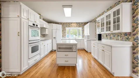 206 N 1st Avenue E Lake Mills IA 50450