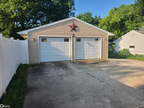 539 20th Street SE Mason City IA 50401