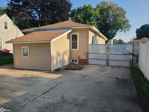539 20th Street SE Mason City IA 50401