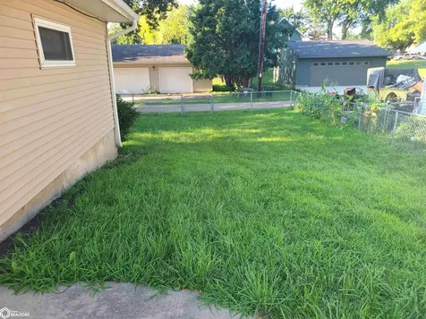 539 20th Street SE Mason City IA 50401