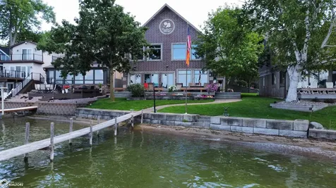 15441 Bayside Avenue Clear Lake IA 50428
