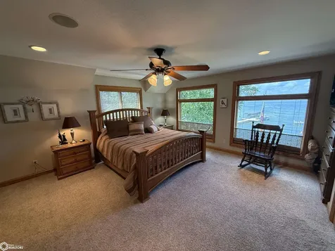 15441 Bayside Avenue Clear Lake IA 50428