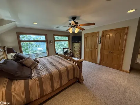15441 Bayside Avenue Clear Lake IA 50428