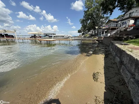 15441 Bayside Avenue Clear Lake IA 50428