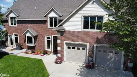 15441 Bayside Avenue Clear Lake IA 50428