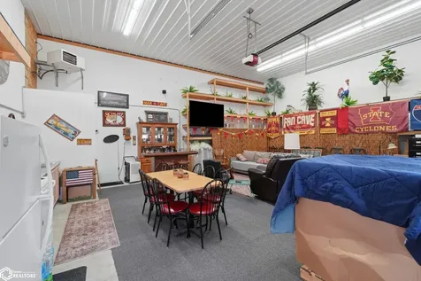 1594 Broad Street Keosauqua IA 52565