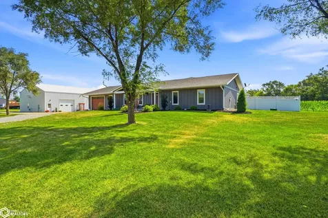 1594 Broad Street Keosauqua IA 52565