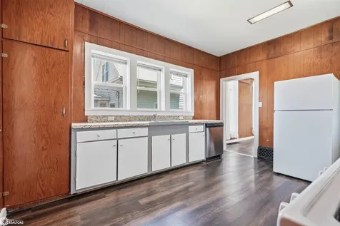 1007 S 14th Street Burlington IA 52601