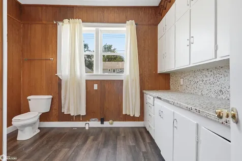 1007 S 14th Street Burlington IA 52601