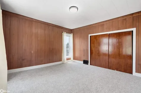 1007 S 14th Street Burlington IA 52601