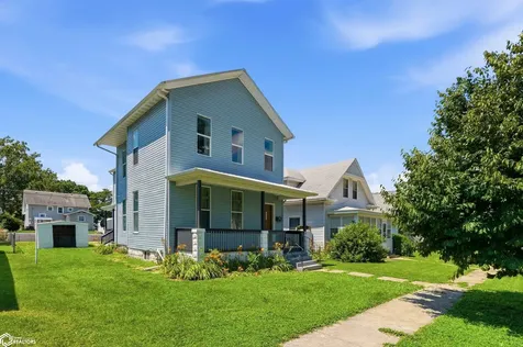 1007 S 14th Street Burlington IA 52601