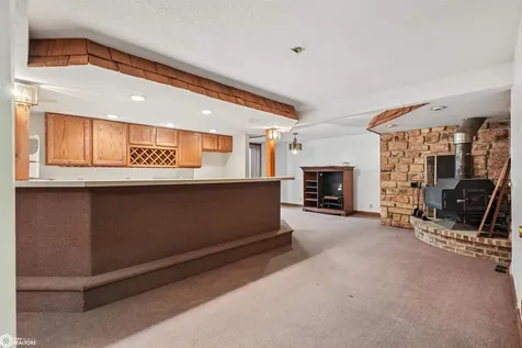 3112 Crystal Drive Burlington IA 52601