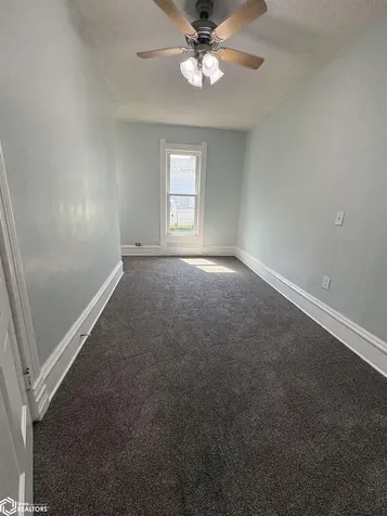 1905 14th Avenue Eldora IA 50627
