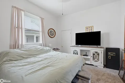 2004 Avenue H Fort Madison IA 52627