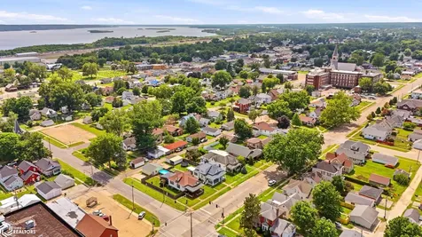 2004 Avenue H Fort Madison IA 52627