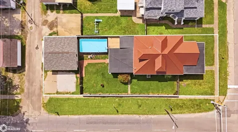 2004 Avenue H Fort Madison IA 52627