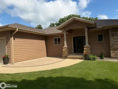 201 Hillside Drive Algona IA 50511