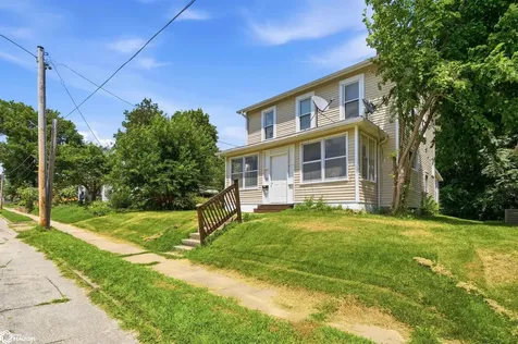 1326 Griswold Street Burlington IA 52601