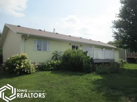 340 W Cardinal Street Garner IA 50438