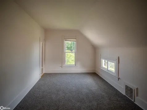 546 S 4th Streets Forest City IA 50436