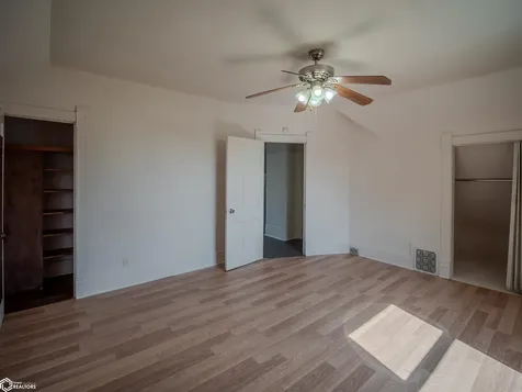 546 S 4th Streets Forest City IA 50436