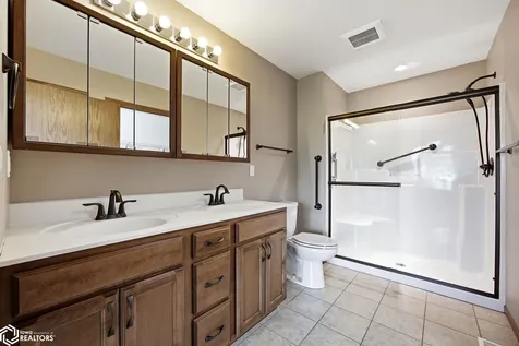 3405 Hemingway Street Marion IA 52302