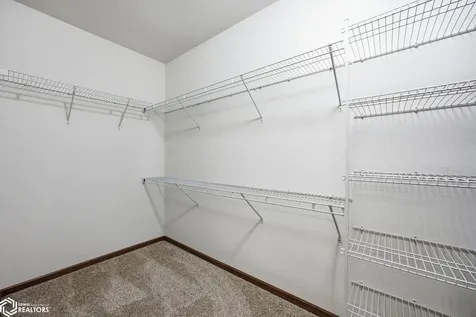 3405 Hemingway Street Marion IA 52302