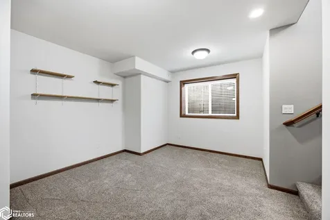 3405 Hemingway Street Marion IA 52302