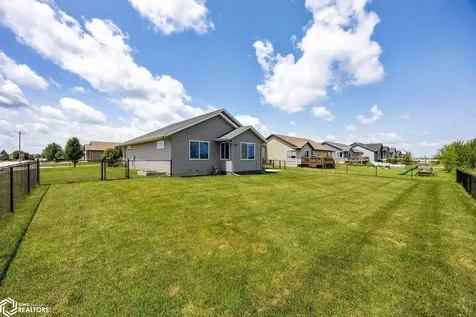 3405 Hemingway Street Marion IA 52302