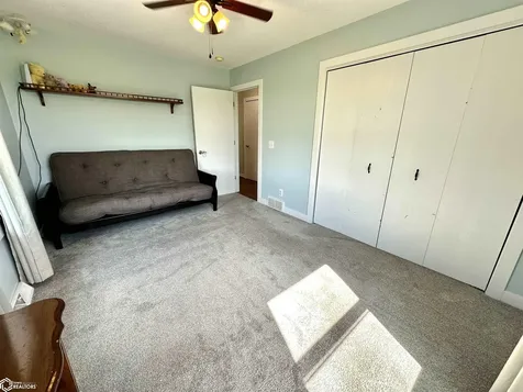 346 Ewart Road Grinnell IA 50112