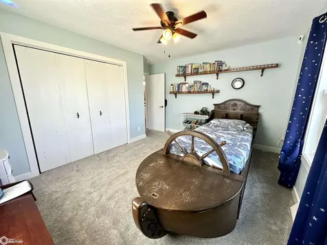 346 Ewart Road Grinnell IA 50112