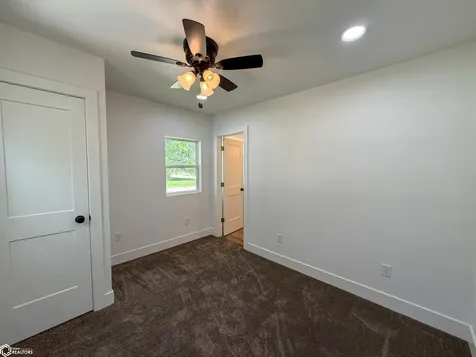1121 3rd Avenue E Albia IA 52531
