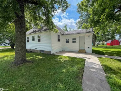 1121 3rd Avenue E Albia IA 52531