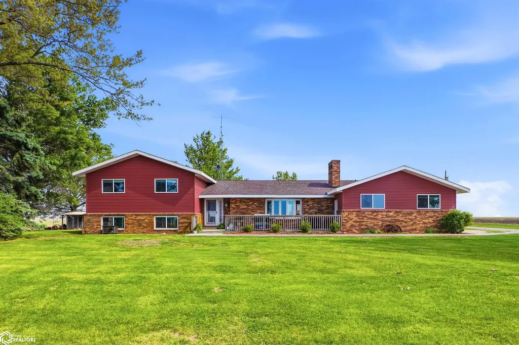 4001 145th Street Hedrick IA 52563