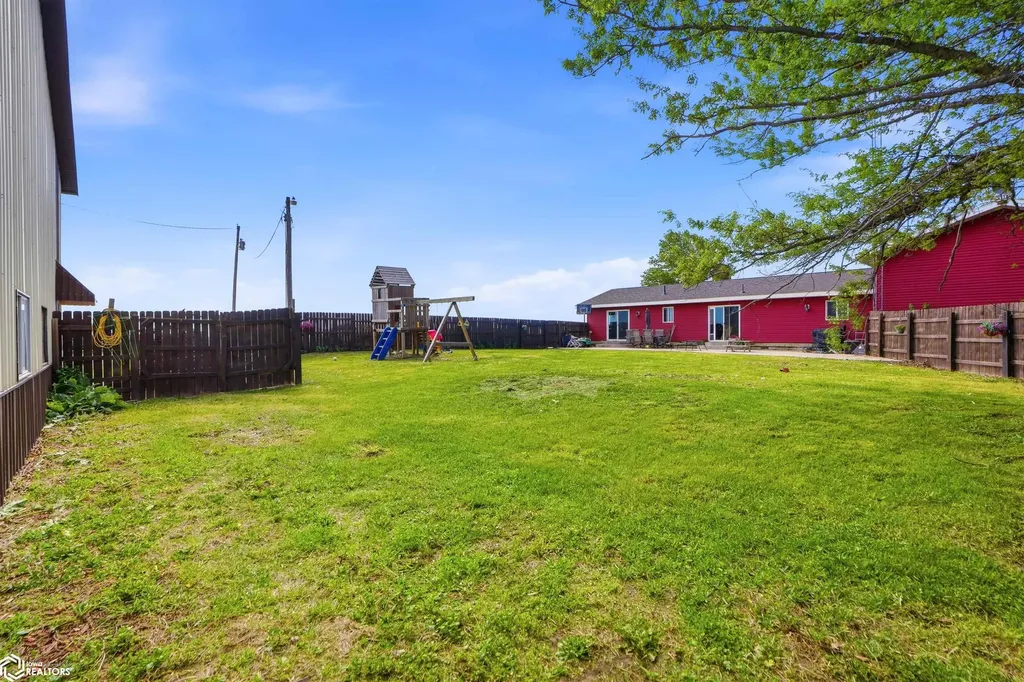 4001 145th Street Hedrick IA 52563