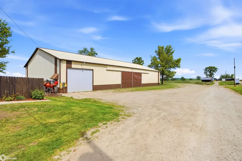 4001 145th Street Hedrick IA 52563