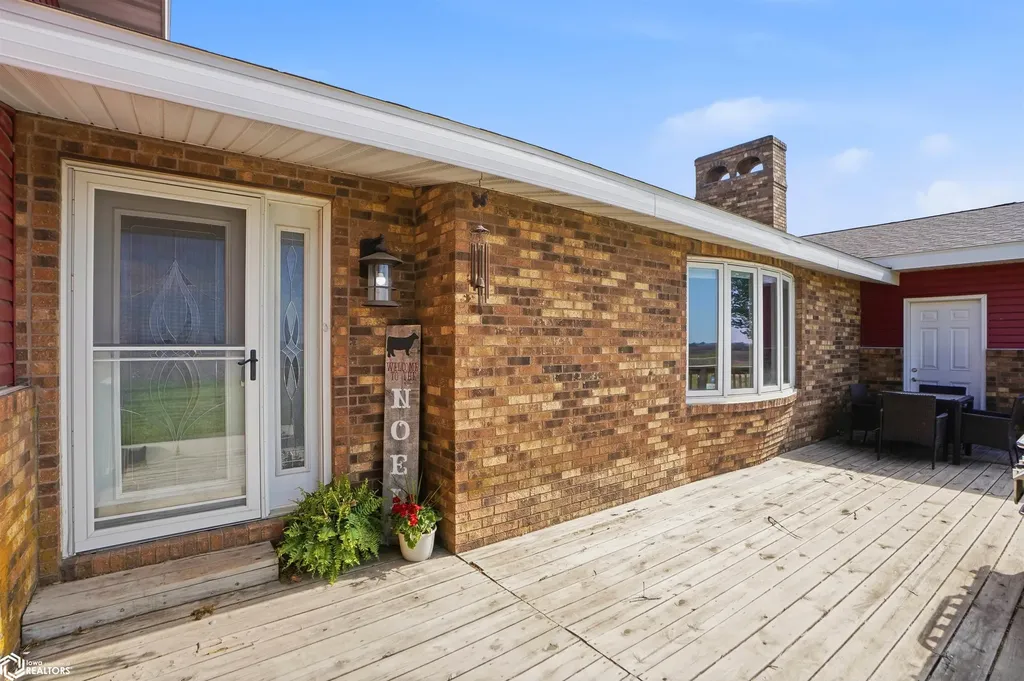 4001 145th Street Hedrick IA 52563