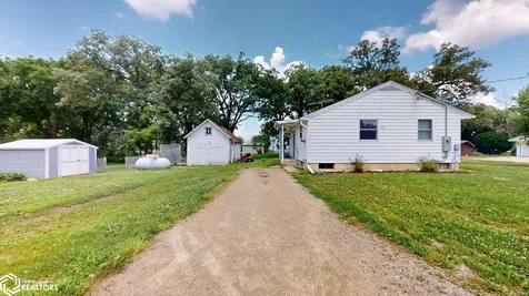 904 College Street Plymouth IA 50464